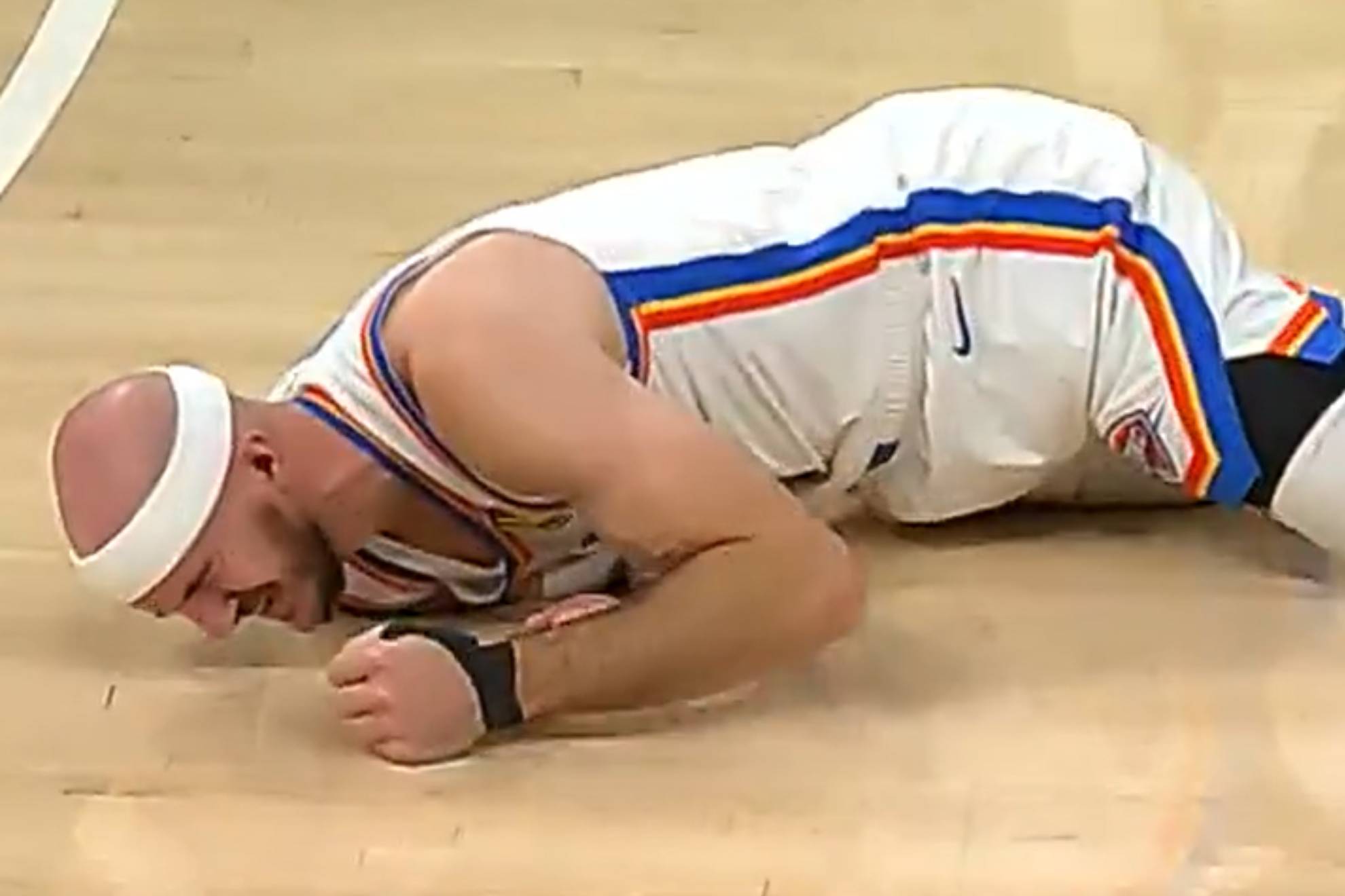 更是他个人 更是他个人